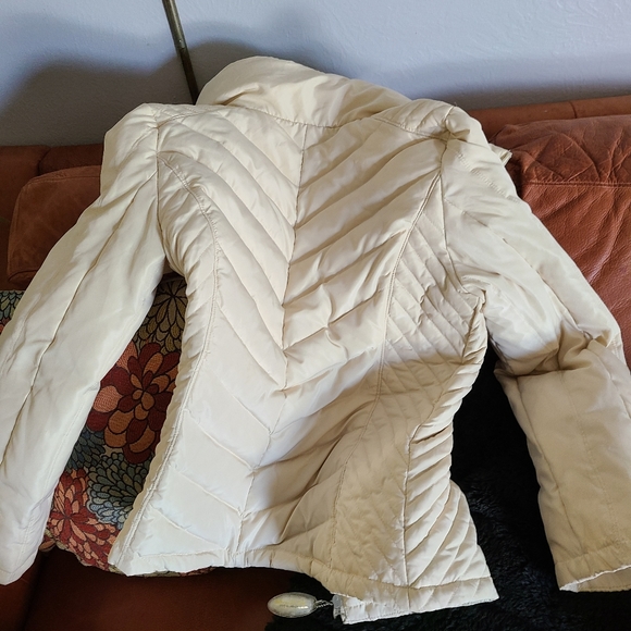 Ivory jacket - Picture 2 of 4